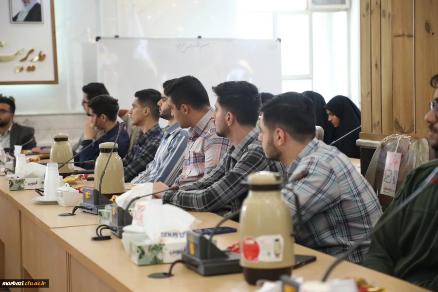 برگزاری نخستین نشست افزایش تعاملات اداره کل آموزش و پرورش استان مرکزی با دانشجویان دانشگاه فرهنگیان استان مرکزی 
 4