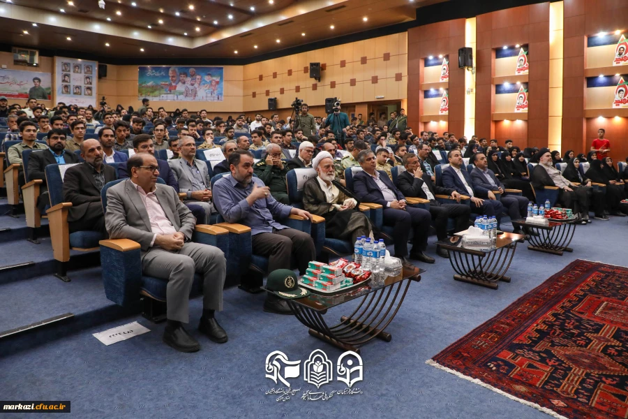 عطر شهدا در فضای استان مرکزی پیچید؛ درخشش نخستین اجلاسیه  ۵۲ شهید دانشجومعلم با روایتی ناب از ایثار و حماسه 3