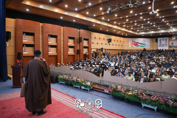 عطر شهدا در فضای استان مرکزی پیچید؛ درخشش نخستین اجلاسیه  ۵۲ شهید دانشجومعلم با روایتی ناب از ایثار و حماسه 12