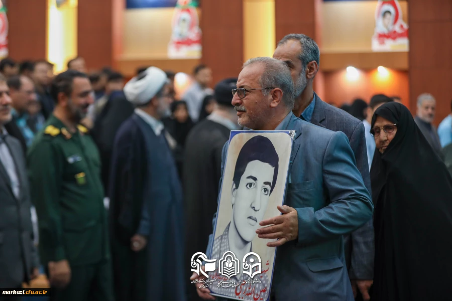 عطر شهدا در فضای استان مرکزی پیچید؛ درخشش نخستین اجلاسیه  ۵۲ شهید دانشجومعلم با روایتی ناب از ایثار و حماسه 19