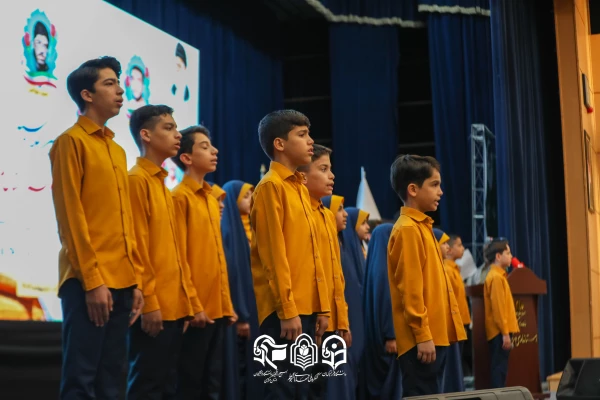 عطر شهدا در فضای استان مرکزی پیچید؛ درخشش نخستین اجلاسیه  ۵۲ شهید دانشجومعلم با روایتی ناب از ایثار و حماسه 25