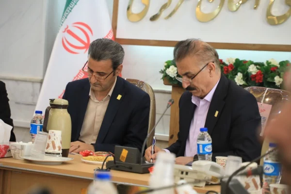  نشست سرپرست معاونت آموزشی و تحصیلات تکمیلی دانشگاه فرهنگیان با اعضای هیأت علمی استان مرکزی  7