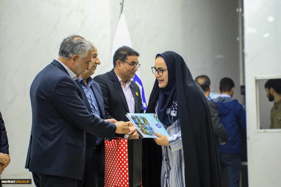  برگزاری مراسم گرامیداشت دهه سرآمدی آموزش در دانشگاه فرهنگیان استان مرکزی
 2