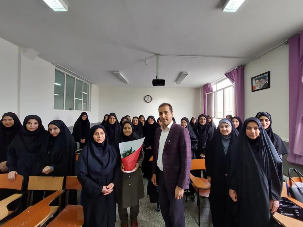 گرامیداشت مقام شامخ معلم و استاد در پردیس حضرت زینب کبری(س) 2