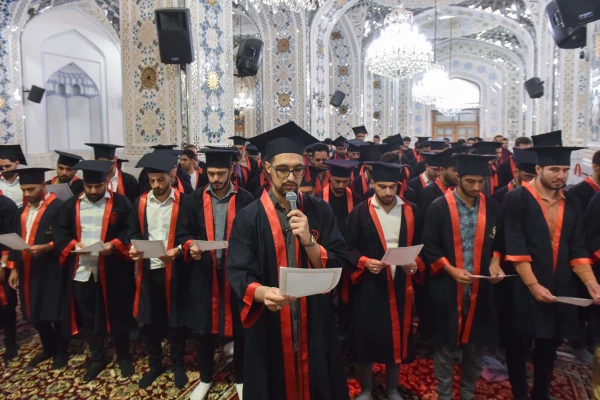 برگزاری جشن فارغ التحصیلی دانشجویان دانشگاه فرهنگیان استان مرکزی در حرم مطهر امام رضا (ع)
 2