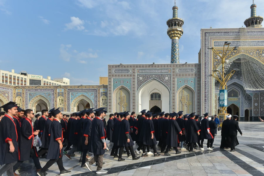 برگزاری جشن فارغ التحصیلی دانشجویان دانشگاه فرهنگیان استان مرکزی در حرم مطهر امام رضا (ع)
 2