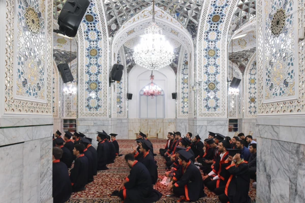 برگزاری جشن فارغ التحصیلی دانشجویان دانشگاه فرهنگیان استان مرکزی در حرم مطهر امام رضا (ع)
 2