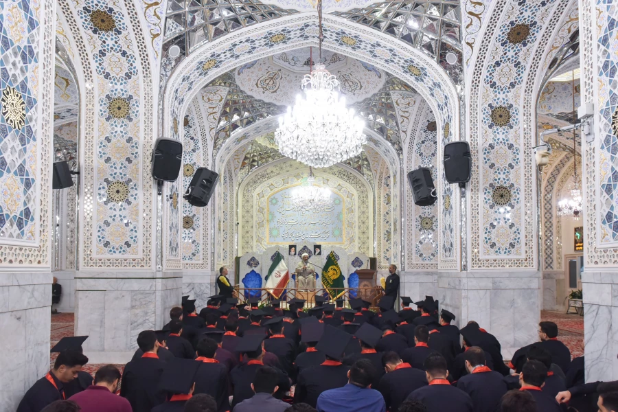 برگزاری جشن فارغ التحصیلی دانشجویان دانشگاه فرهنگیان استان مرکزی در حرم مطهر امام رضا (ع)
 2