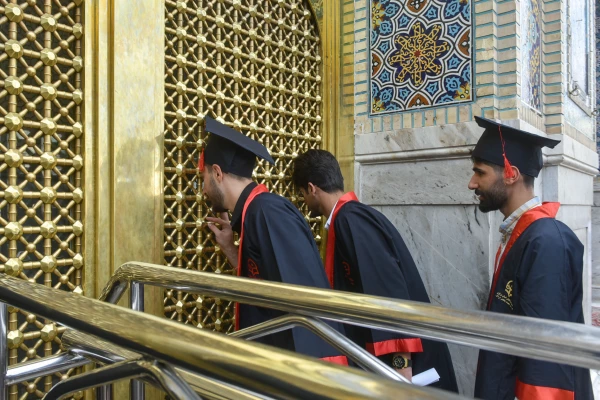 برگزاری جشن فارغ التحصیلی دانشجویان دانشگاه فرهنگیان استان مرکزی در حرم مطهر امام رضا (ع)
 2