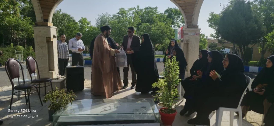 برگزاری مراسم عید ولایت در پردیس حضرت زینب کبری(س)  2
