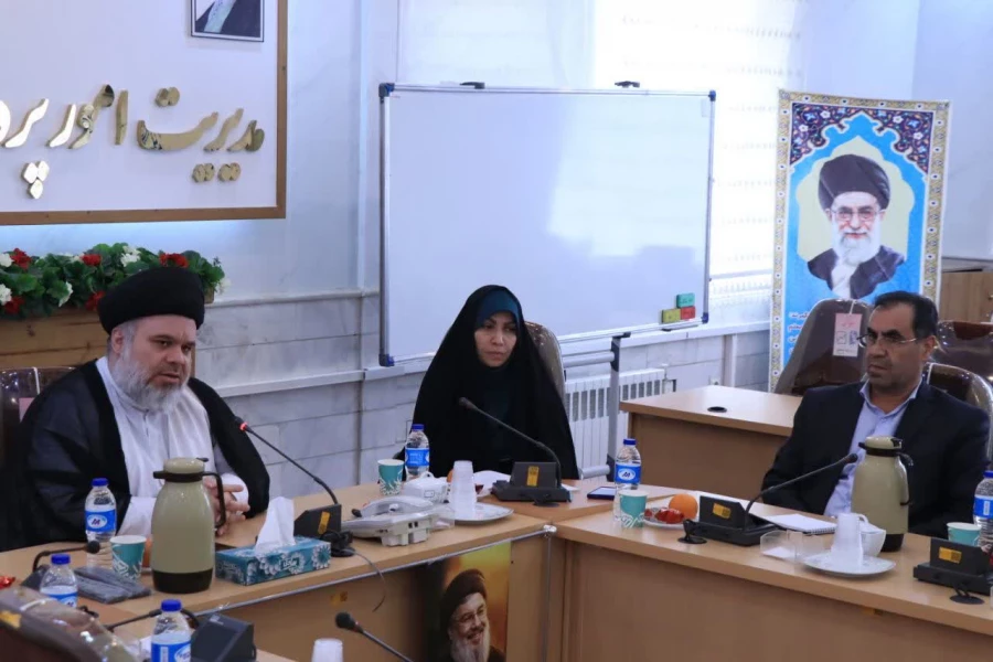 گزارش سلسله نشست های تخصصی هم اندیشی استادان و نخبگان دانشگاه فرهنگیان استان مرکزی 4