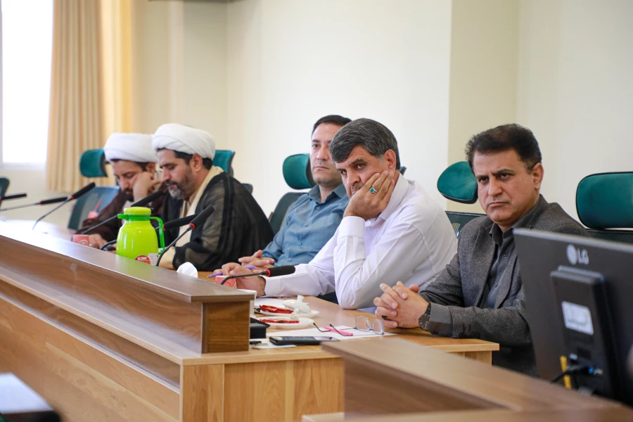  جلسه ی کمیته علمی همایش(pck) دانش آموزش محتوا در رشته کارورزی در برنامه ریزی درسی تربیت معلم  2