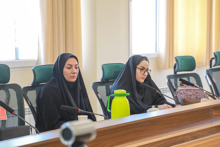  جلسه ی کمیته علمی همایش(pck) دانش آموزش محتوا در رشته کارورزی در برنامه ریزی درسی تربیت معلم  2