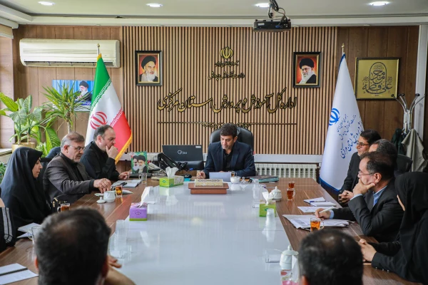 برگزاری جلسه کمیته راهبری کارورزی دانشگاه فرهنگیان استان مرکزی با حضور مدیرکل آموزش و پرورش استان 2