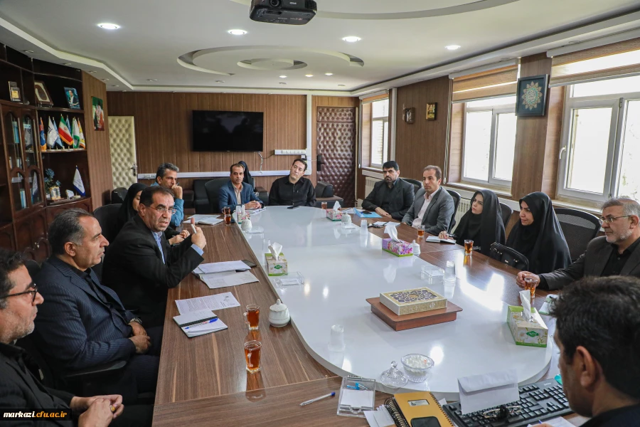 برگزاری جلسه کمیته راهبری کارورزی دانشگاه فرهنگیان استان مرکزی با حضور مدیرکل آموزش و پرورش استان 7