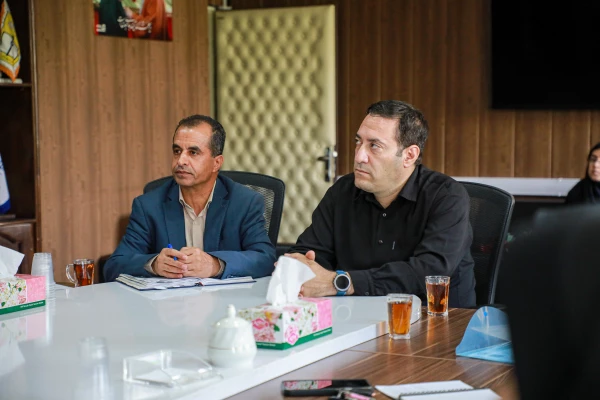 برگزاری جلسه کمیته راهبری کارورزی دانشگاه فرهنگیان استان مرکزی با حضور مدیرکل آموزش و پرورش استان 8