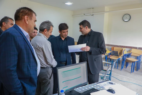 بازدید مدیرکل آموزش و پرورش استان مرکزی از روند ارزیابی تخصصی داوطلبان ورود به دانشگاه فرهنگیان 3