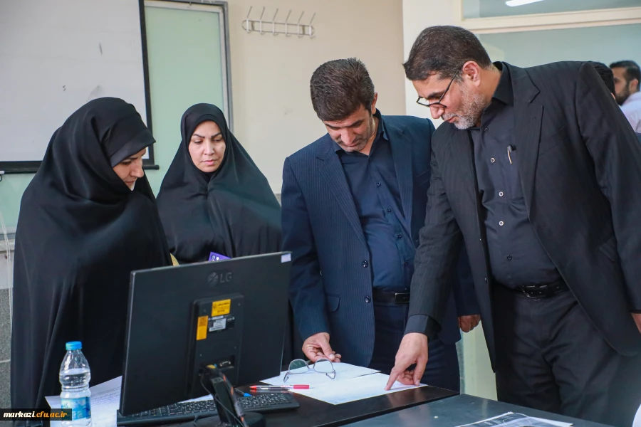 بازدید مدیرکل آموزش و پرورش استان مرکزی از روند ارزیابی تخصصی داوطلبان ورود به دانشگاه فرهنگیان 8