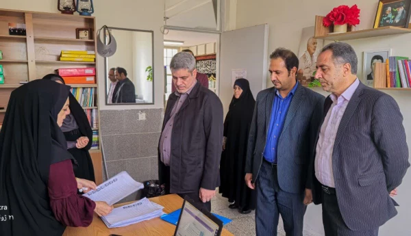بازدید نماینده وزارت آموزش وپرورش از فرآیند مصاحبه داوطلبان ورود به دانشگاه فرهنگیان استان مرکزی 2