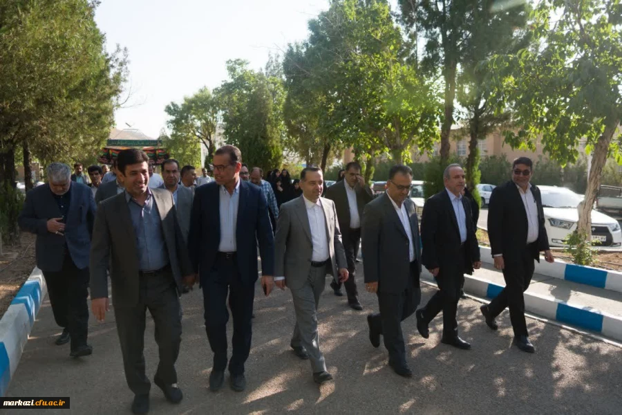 بازدید معاون برنامه ریزی و توسعه دانشگاه فرهنگیان و مسولین سازمان برنامه و بودجه کشور از پردیسهای استان مرکزی 2