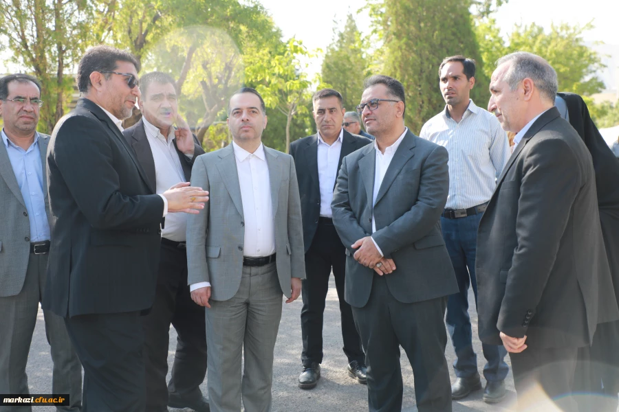 بازدید معاون برنامه ریزی و توسعه دانشگاه فرهنگیان و مسئولین سازمان برنامه و بودجه کشور از پروژه های عمرانی و فضاهای آموزشی دانشگاه فرهنگیان استان مرکزی  2