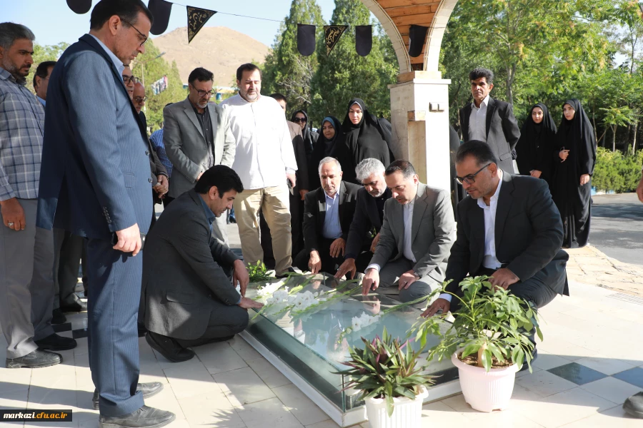 بازدید معاون برنامه ریزی و توسعه دانشگاه فرهنگیان و مسئولین سازمان برنامه و بودجه کشور از پروژه های عمرانی و فضاهای آموزشی دانشگاه فرهنگیان استان مرکزی  2