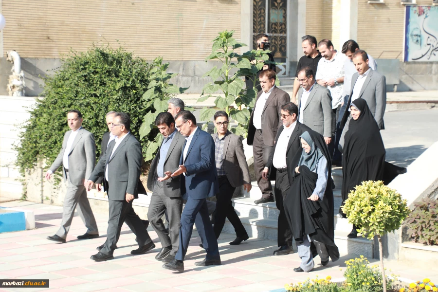 بازدید معاون برنامه ریزی و توسعه دانشگاه فرهنگیان و مسئولین سازمان برنامه و بودجه کشور از پروژه های عمرانی و فضاهای آموزشی دانشگاه فرهنگیان استان مرکزی  2