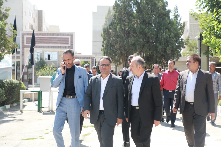 بازدید معاون برنامه ریزی و توسعه دانشگاه فرهنگیان و مسئولین سازمان برنامه و بودجه کشور از پروژه های عمرانی و فضاهای آموزشی دانشگاه فرهنگیان استان مرکزی  2