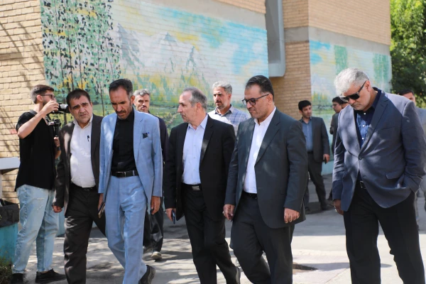 بازدید معاون برنامه ریزی و توسعه دانشگاه فرهنگیان و مسئولین سازمان برنامه و بودجه کشور از پروژه های عمرانی و فضاهای آموزشی دانشگاه فرهنگیان استان مرکزی  2