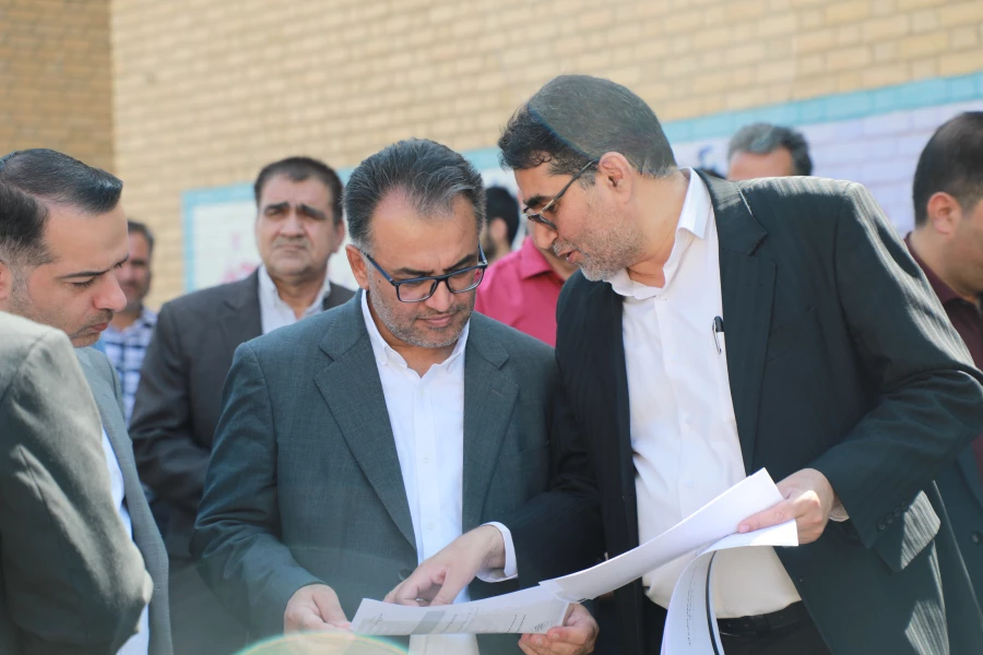 بازدید معاون برنامه ریزی و توسعه دانشگاه فرهنگیان و مسئولین سازمان برنامه و بودجه کشور از پروژه های عمرانی و فضاهای آموزشی دانشگاه فرهنگیان استان مرکزی  4