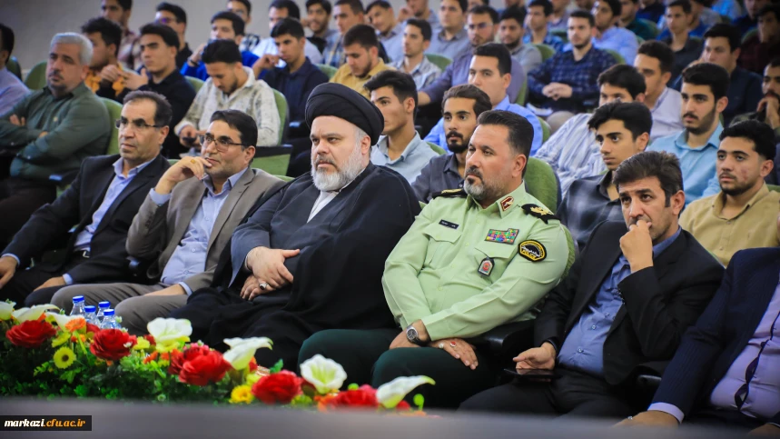  برگزاری آیین استقبال از نودانشجومعلمان و تجلیل از دانشجوی نمونه کشوری در پردیس شهید باهنر مرکزی