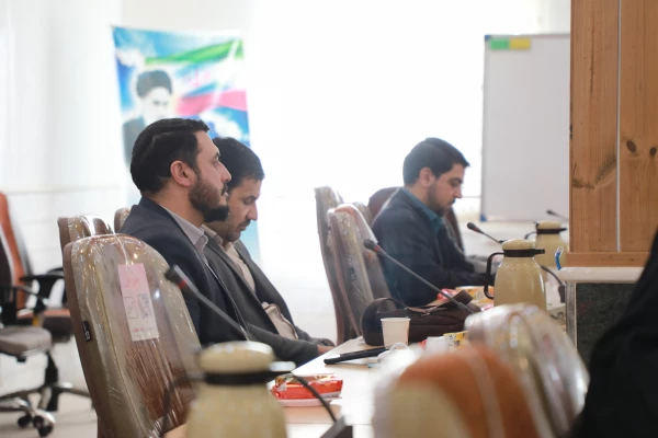 پیش نشست تخصصی سومین همایش ملی «کارورزی در برنامه درسی تربیت معلم» با عنوان «از کارورزی تا حکمت ورزی» 2