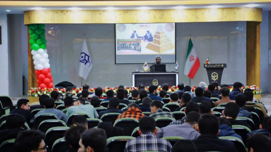 کارگاه تخصصی نقد انجمن حجتیه برای دانشجو معلمان 
 9