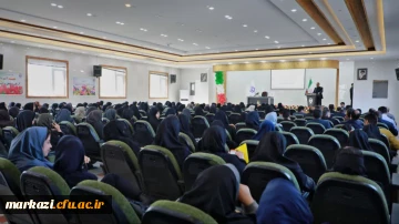 برگزاری کارگاه توجیهی مدیران و معلمان راهنمای مدارس مجری کارورزی
  5