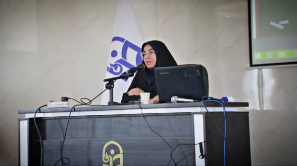 برگزاری کارگاه توجیهی مدیران و معلمان راهنمای مدارس مجری کارورزی
  6