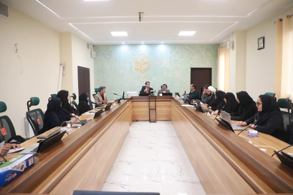 برگزاری دوره آموزشی «آشنایی با فرایند اجرایی ترفیع اعضای هیأت علمی»
 2