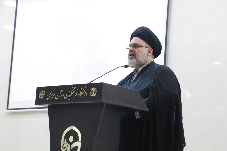 گرامیداشت مقام استاد ، دهه سرآمد آموزشی و تجلیل از پیشکسوتان در دانشگاه فرهنگیان استان مرکزی 4