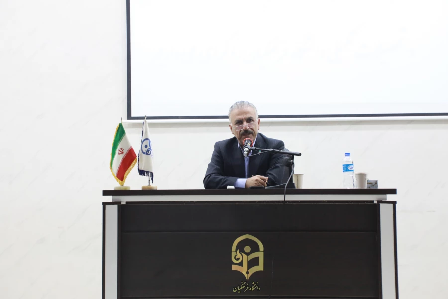 گرامیداشت مقام استاد ، دهه سرآمد آموزشی و تجلیل از پیشکسوتان در دانشگاه فرهنگیان استان مرکزی 7